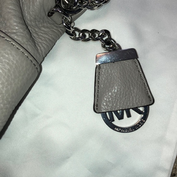 Michael Kors Leather Grey Shoulder Tote - Picture 7 of 8